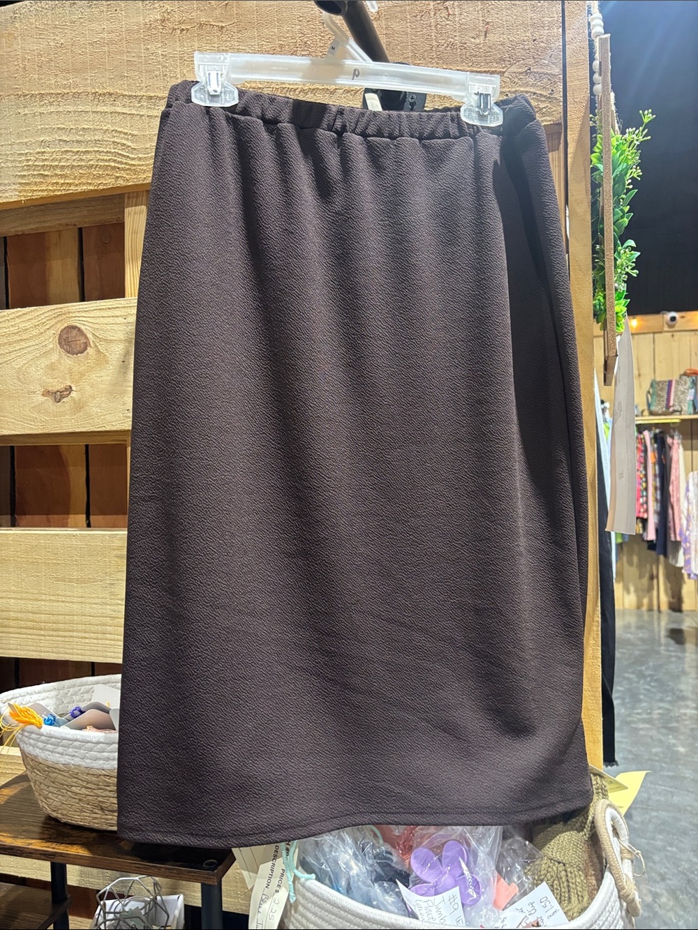 New Boutique midi skirt